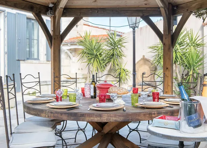 Дом отдыха La Maison De Josephine - Demeure Familiale - 4*