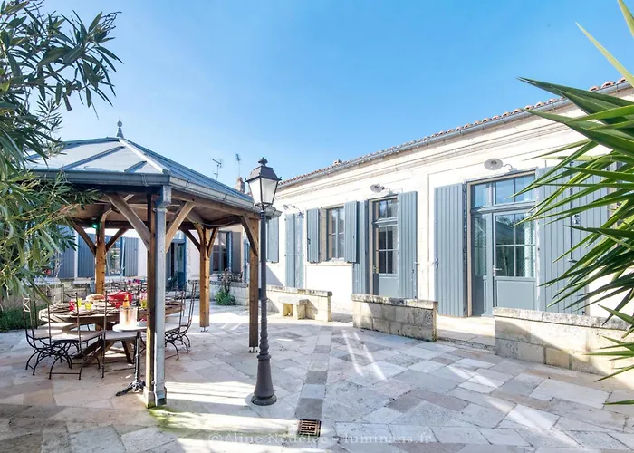 La Maison De Joséphine - Demeure Familiale - 4*